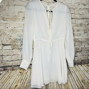 Privacy Please White Mini Dress sz M